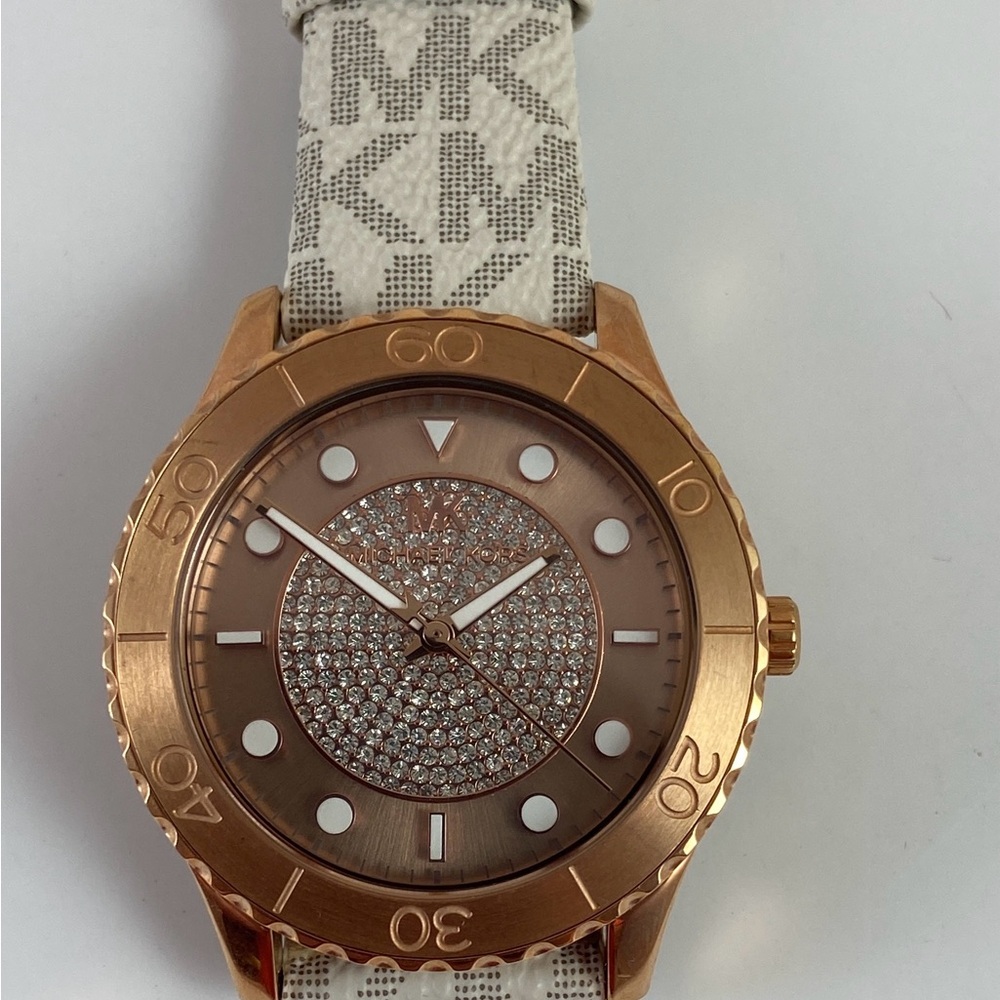 Michael Kors Runway Rose Gold White Rhinestone Ladies Watch MK6980 5ATM NEW